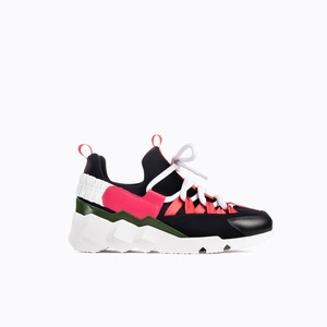 PIERRE HARDY　TREK COMET SNEAKER　BLACK MULTI PINK