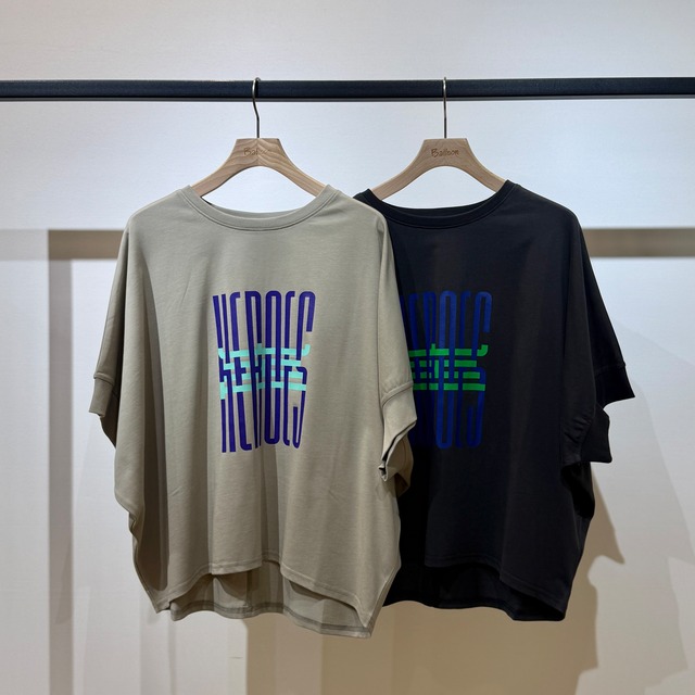 【限定店舗】HEROESロゴTシャツ
