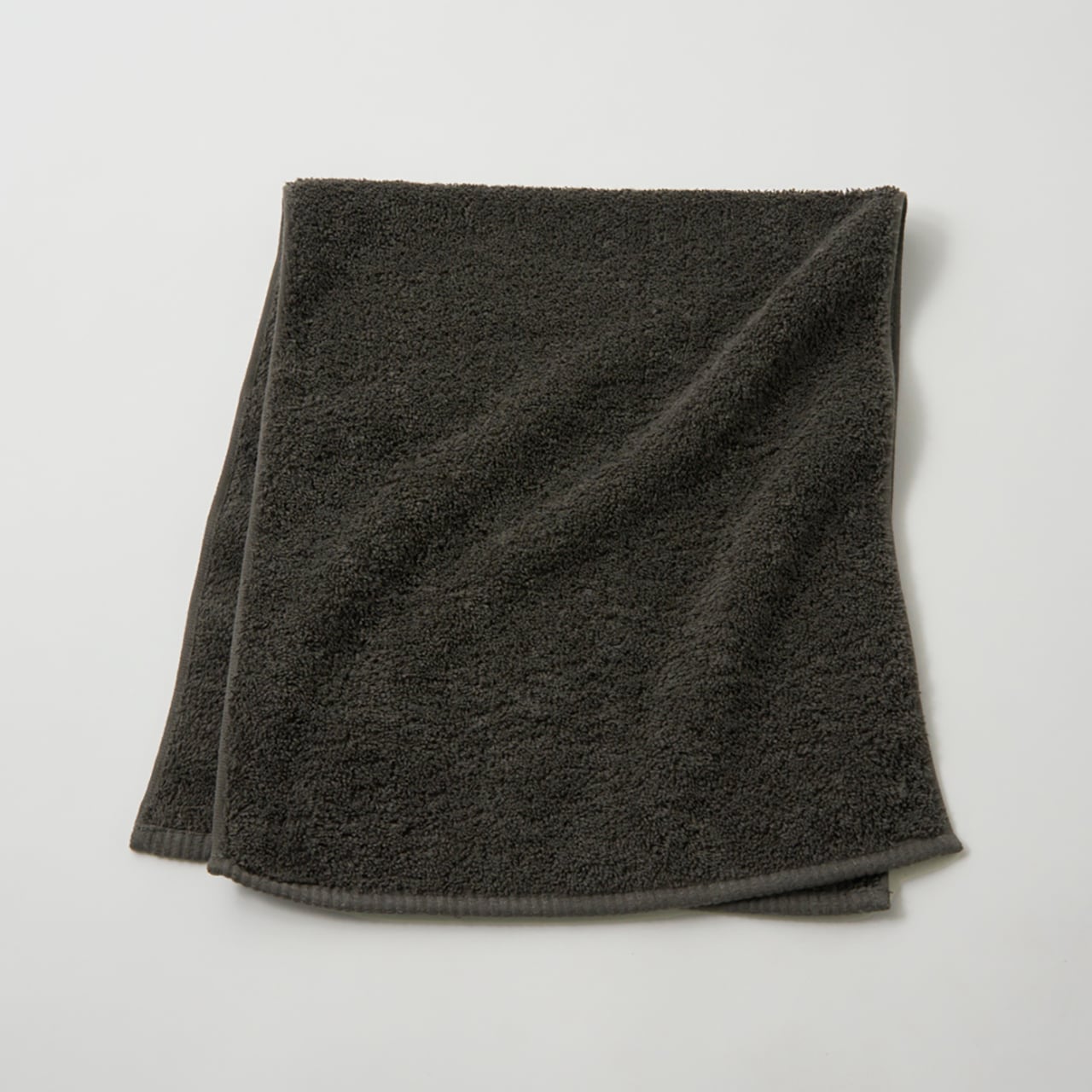 ソリッド フェイスタオル | 水とともに生きる 泉州タオル 特設