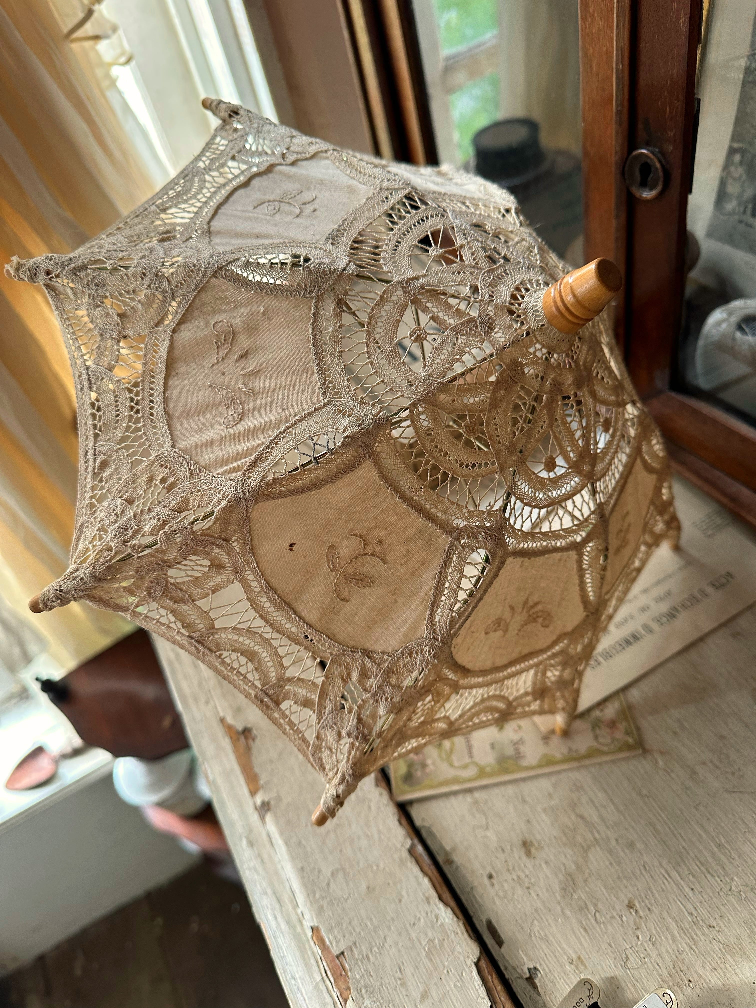 ドール用パラソル 日傘 ミニチュア | Brocante de La Cocotte ドール用パラソル 日傘 ミニチュア | Brocante de La Cocotte