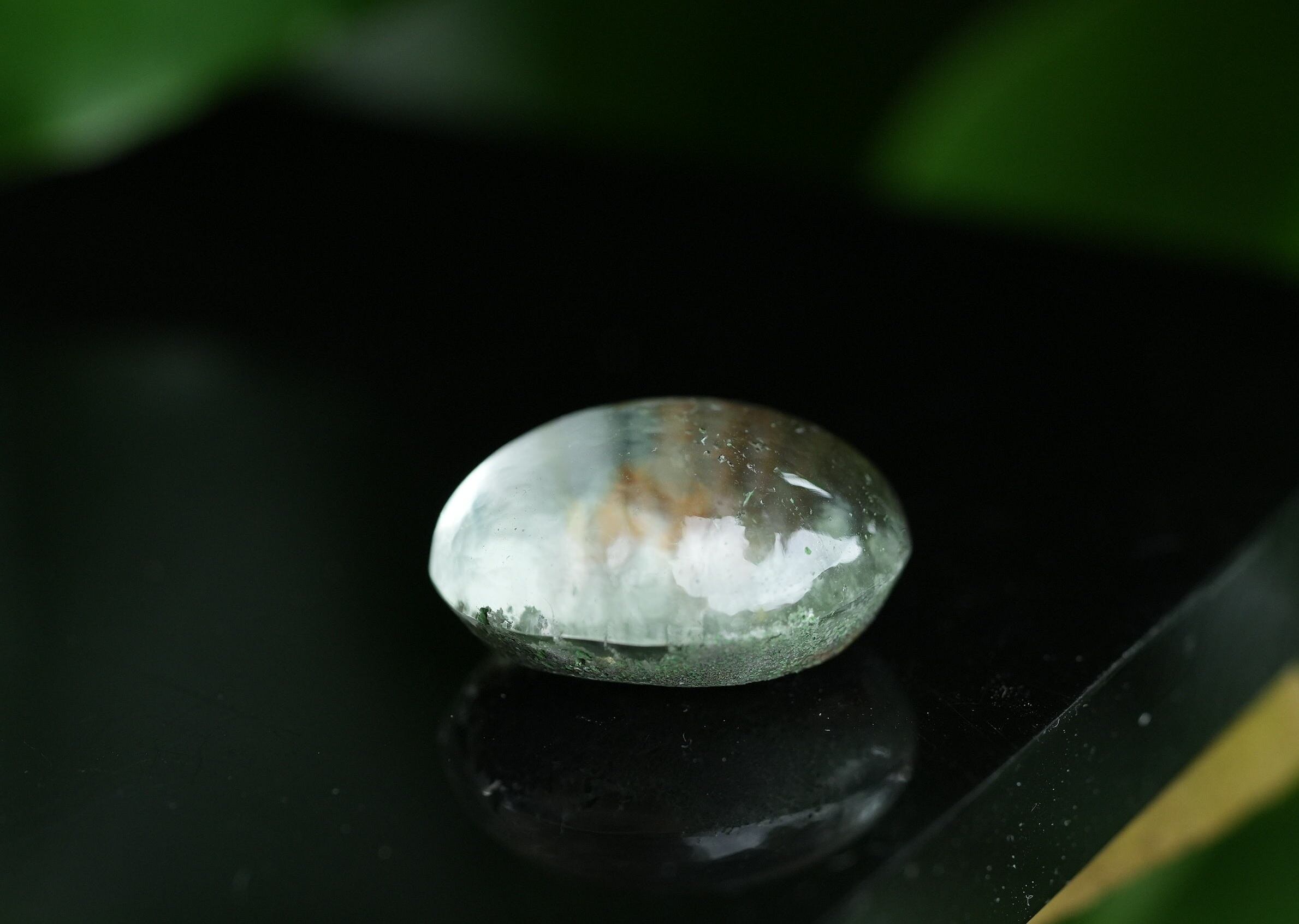 【特価】ガーデンクォーツ③ クローライト入り☆ガーデンクォーツ s1385 | Funky garuda Stone