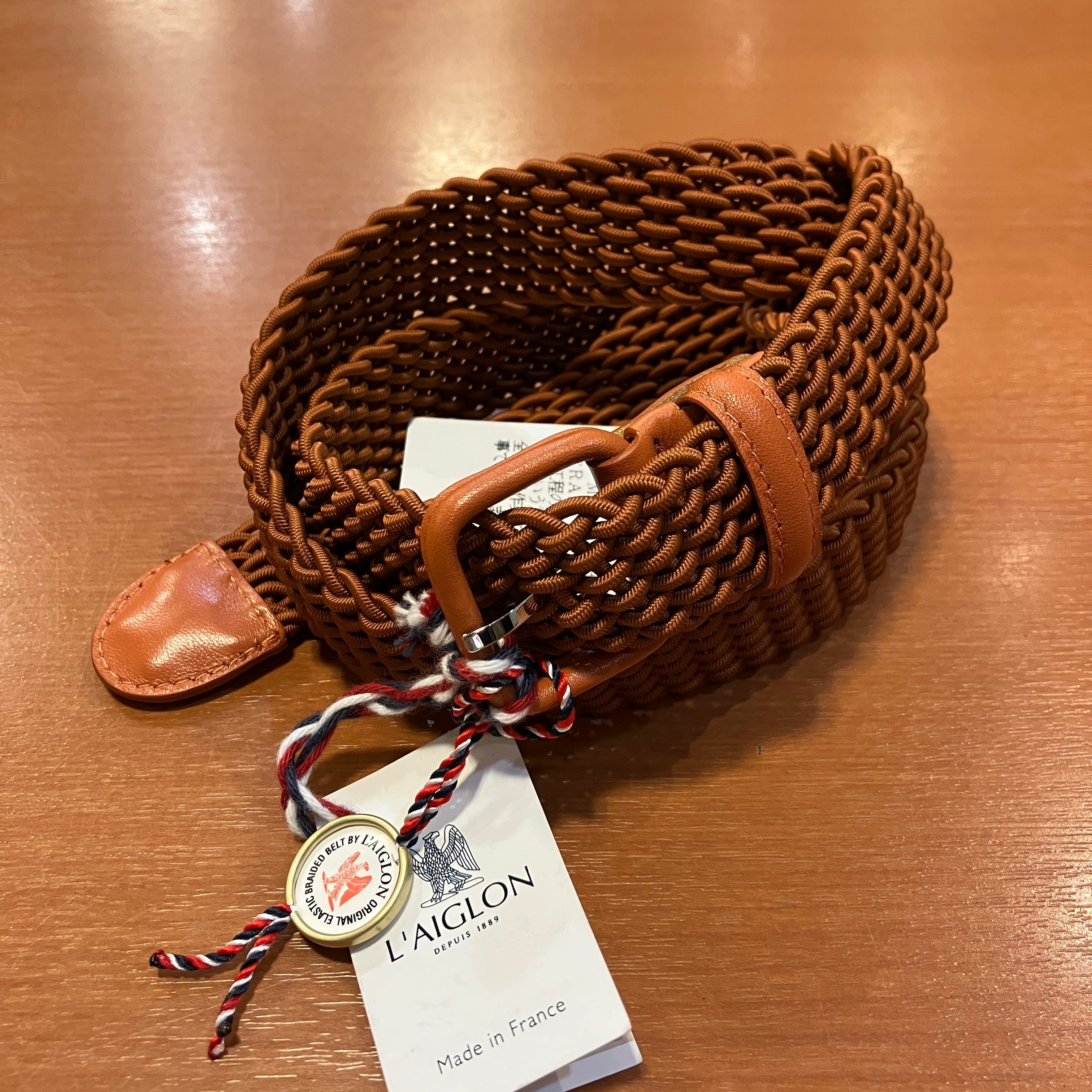 BELT , SUSPENDER | safarionline
