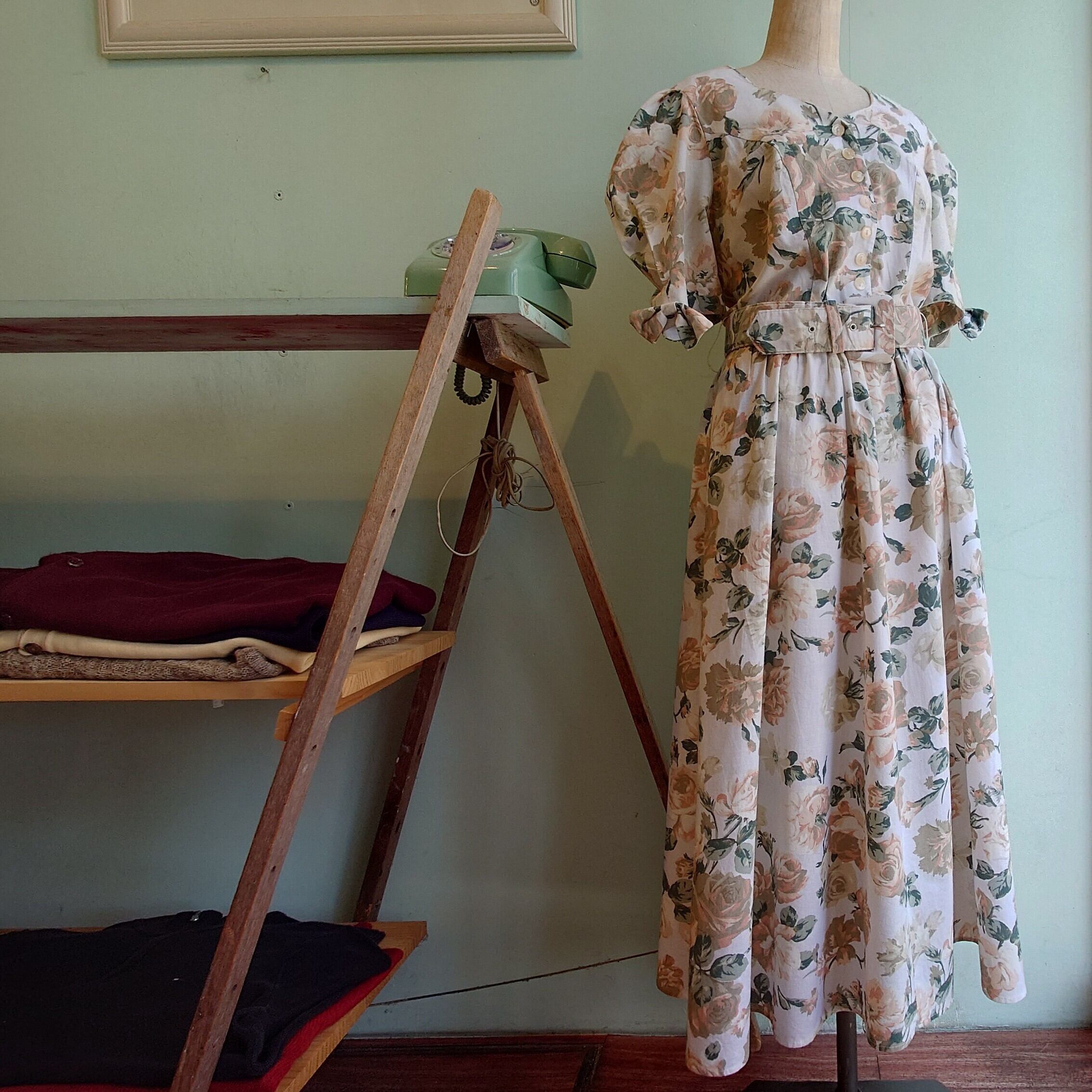 Assorti USA ヴィンテージ ゼブラ ワンピース 80s パフスリーブ S.L. Fashions 80s vintage 花柄 ヴィンテージドレス パフスリーブ