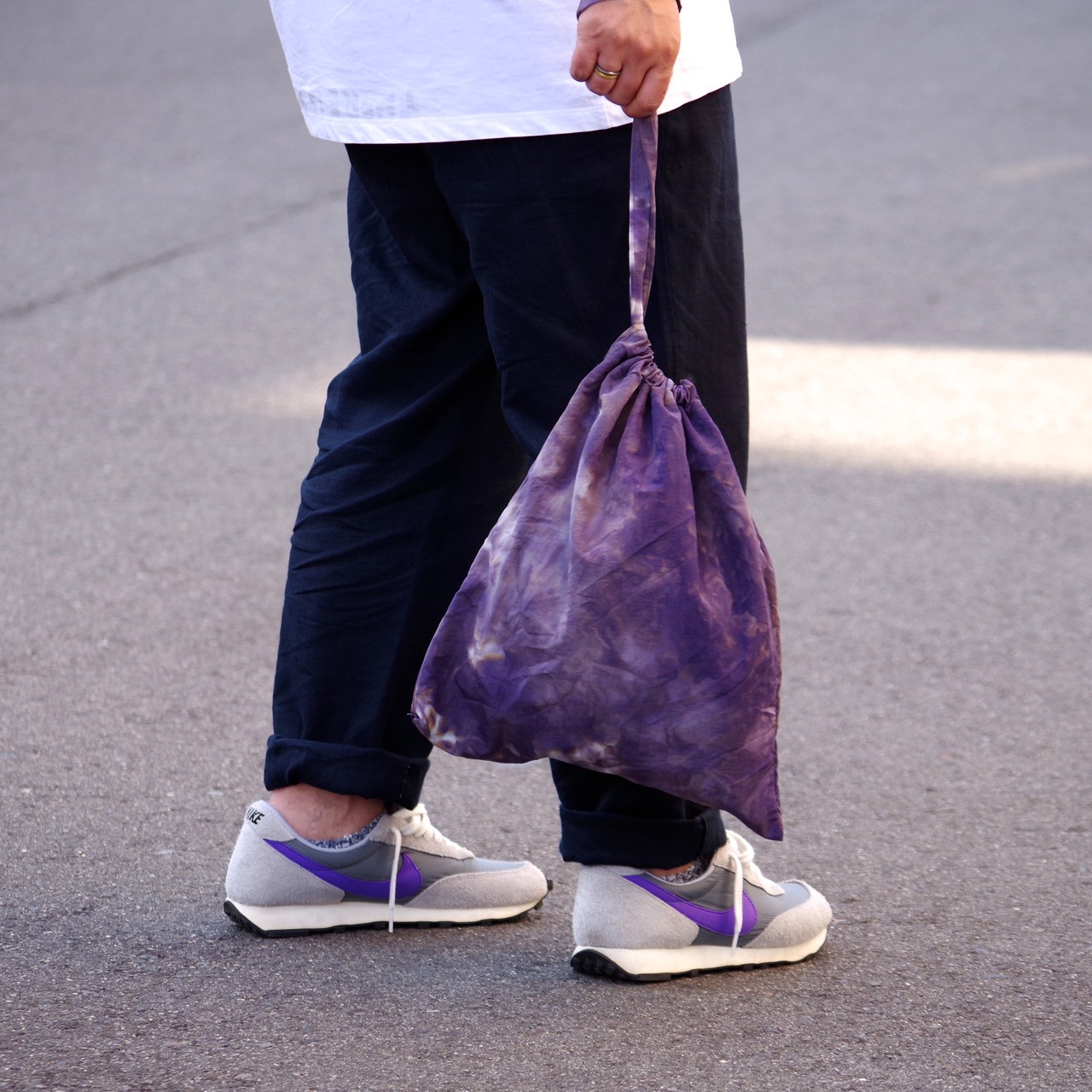 E R A. TIE�DYE�COOKING�COAT�BAG