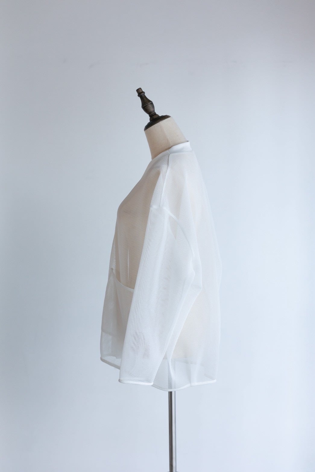 double mesh Cardigan pois  新品未使用 double mesh Cardigan （ホワイト、ブラック）【予約販売】 | pois