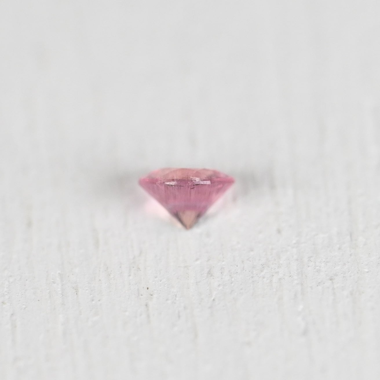 店舗3周年記念特別価格】ペツォッタイト 0.097ct（ソーティング付き