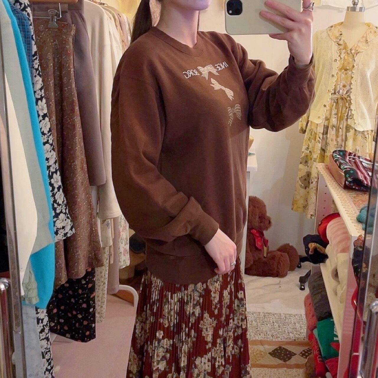 INGEBORG / chocolate brown ribbon sweat