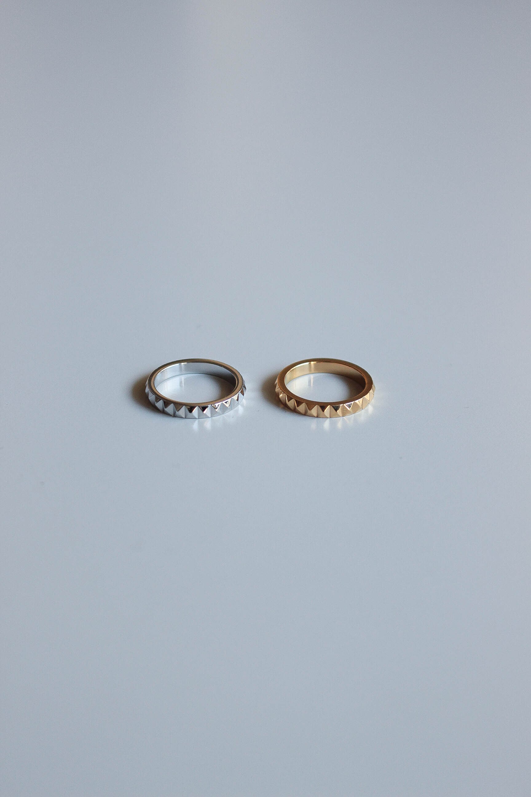 Eternity Studs Pinky Ring | ebine(エビネ)|金属アレルギー対応