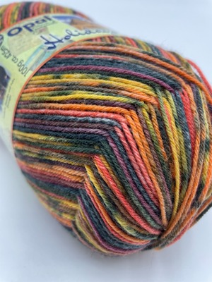 編む手が止まらない毛糸！Opal 『ホリデイズ』11245　4ply/4本撚り