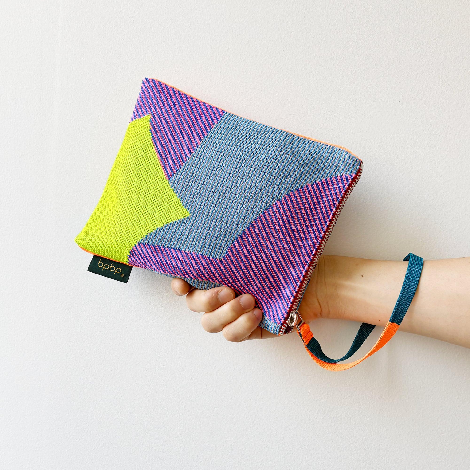 MASARU SUZUKI】鈴木マサル PIPING HAND STRAP KNIT BAG PAPER LEAF
