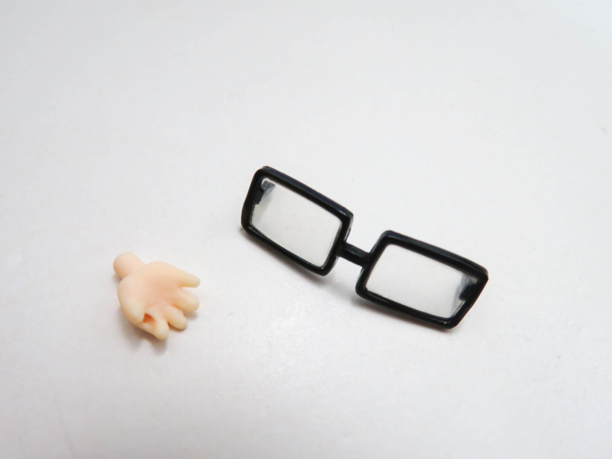 再入荷(A-ランク)【1318】 三色院菫子 小物パーツ メガネ ねんどろいど