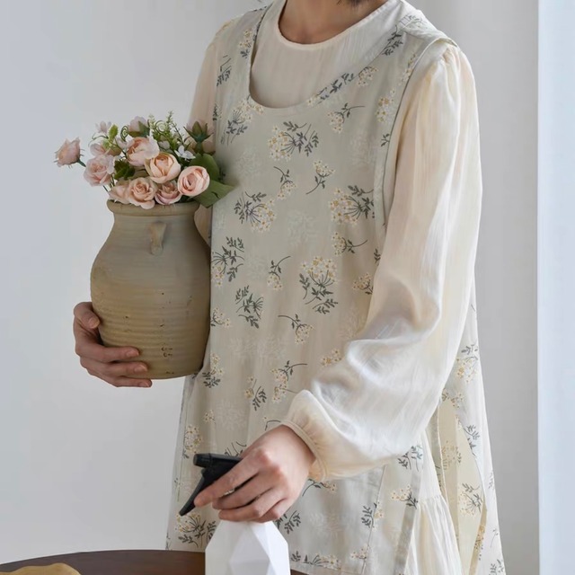 コットン防水花柄オーバーオールエプロン　H013