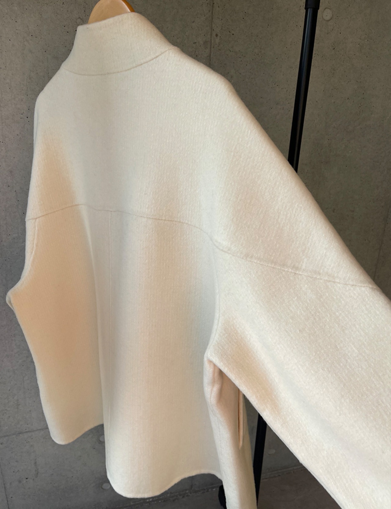 【新作５％OFF・3日間】Hand-made Over-fit Wool Coat(Bag付)_2colors