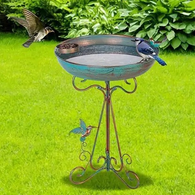 バードフィーダー 鳥 餌やり 器 水浴び 水 ガーデニング 大きい ブロンズ 庭 ガーデン ベランダ 動物 ふれあい おしゃれ アウトドア 屋外 防水 耐風 野鳥 バードウォッチング 贈り物 プレゼント