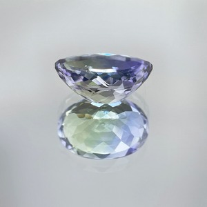 鑑別書付き 非加熱タンザナイト 2.186ct ルース オーバル バイカラー