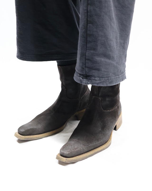 pointed toe lether boots