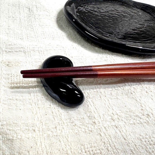 KUROMAME ~諏訪湖の砂の箸置き~