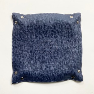 HERMES leather tray “vide-poche”