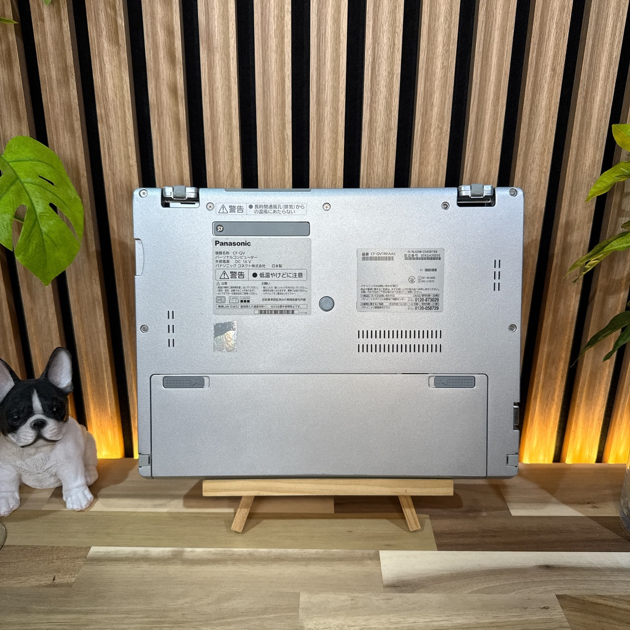 \ 公式ショップ限定価格❣️/ 希少タッチパネル式《LTEモデル》2in1【Let's note QV1】メモリ16GB SSD256GB ノートパソコン 安心サポート&3ヶ月保証付き