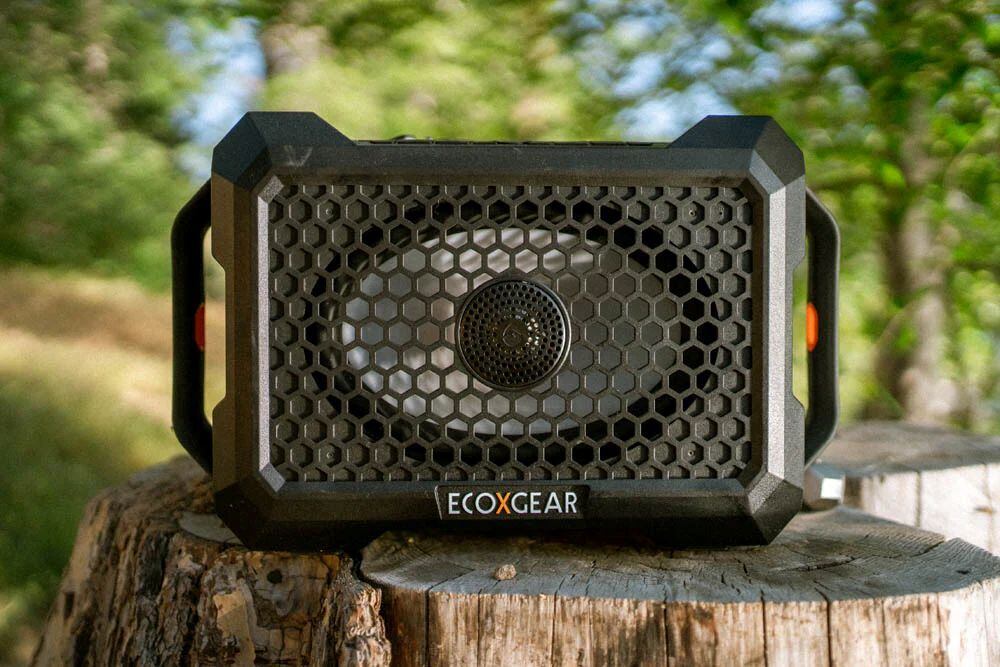 圧倒的重低音×完全防水】ECOXGEAR Defender 12V Black アウトドア