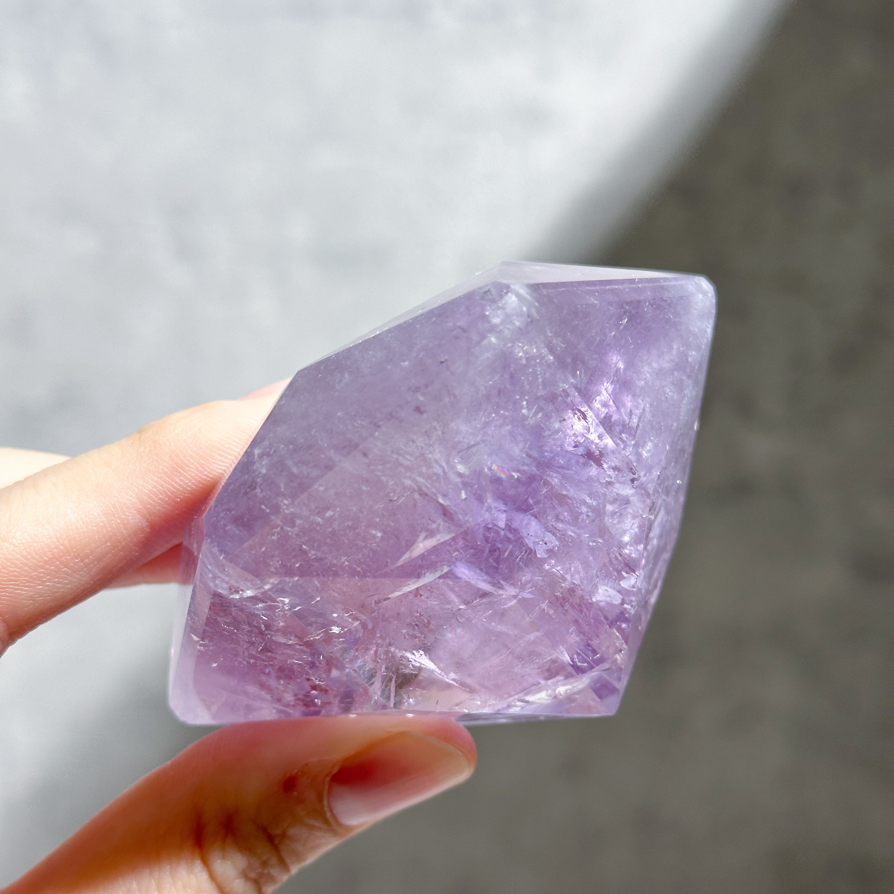 虹◎ファントムアメジスト ダイヤモンドカット32◇Amethyst Diamond