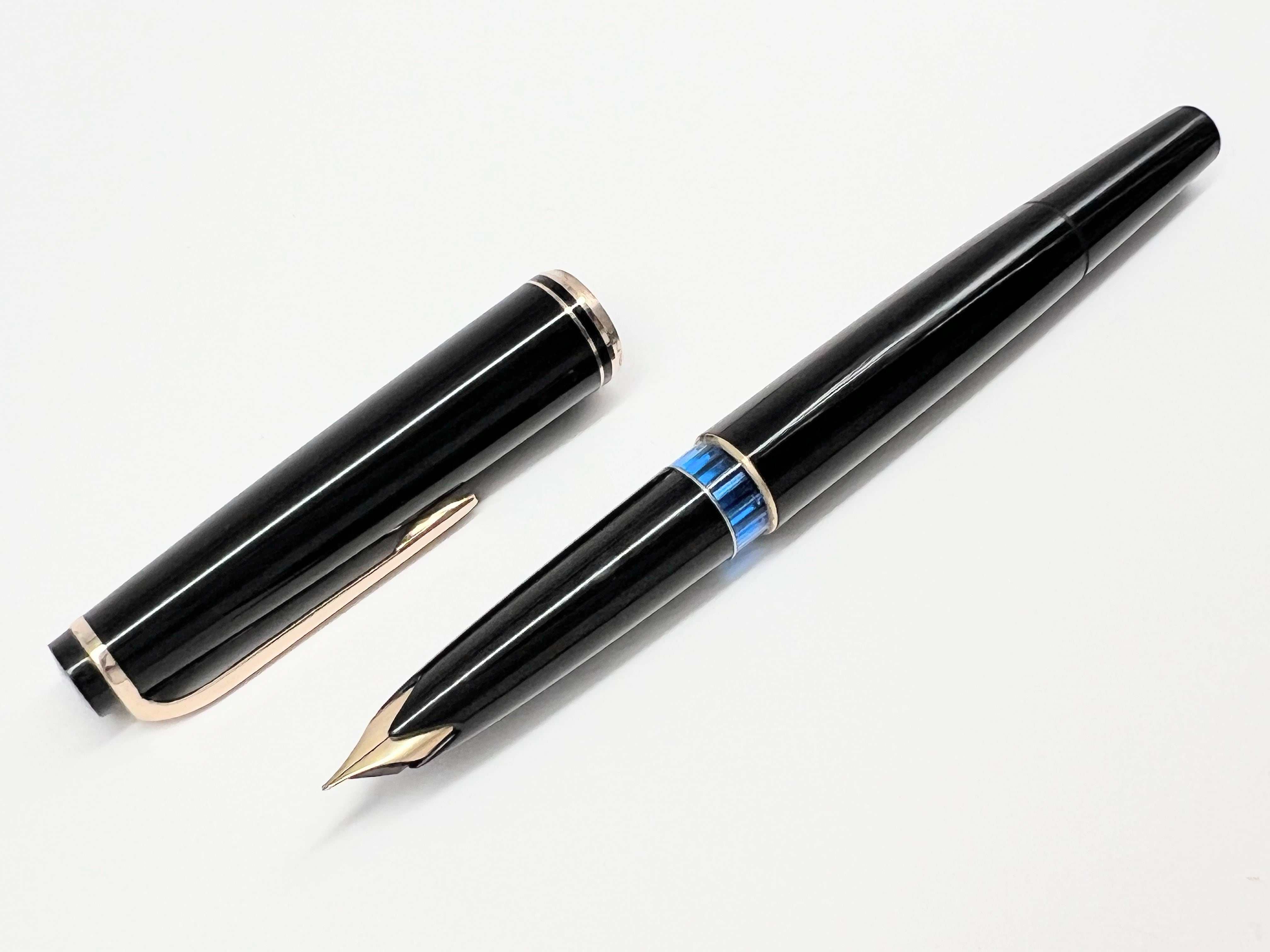 60s モンブラン Ｎｏ ２２ MONTBLANC No 22 （極細字） 14K 02387