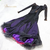 社交ダンス 衣装 チャコット Chacott ワンピース ドレス 黒 紫 ピンク フリル レース 日本製 リボン パーティドレス 上品 高級感 ブラック系 パープル系 フレアスカート ダンスパフォーマンス 女性用 フェミニン おしゃれ エレガント