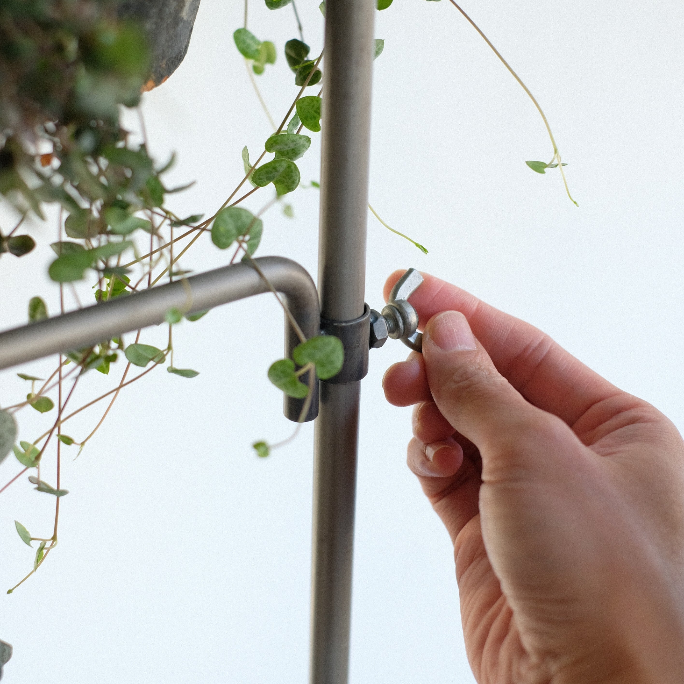 ウエストビレッジトーキョー PLOP VERTICAL STAND PLOP VERTICAL STAND | WEST VILLAGE TOKYO