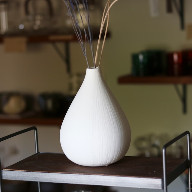 shesay ＰＯＲＣＥＬＡＩＮ フラワーベース パフィ