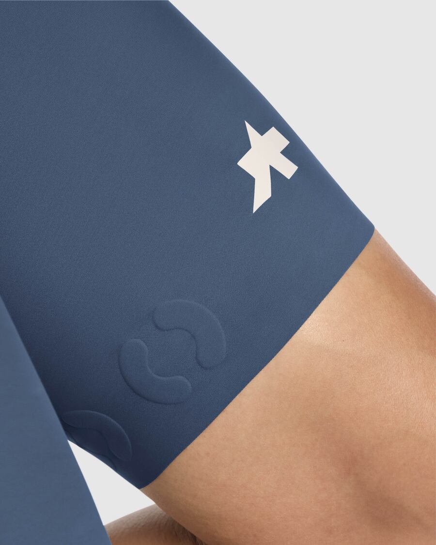 アソス【EQUIPE R Bib Shorts S11】 Assos（アソス）EQUIPE R Bib Shorts S11 Secret Blue | スズパワー online