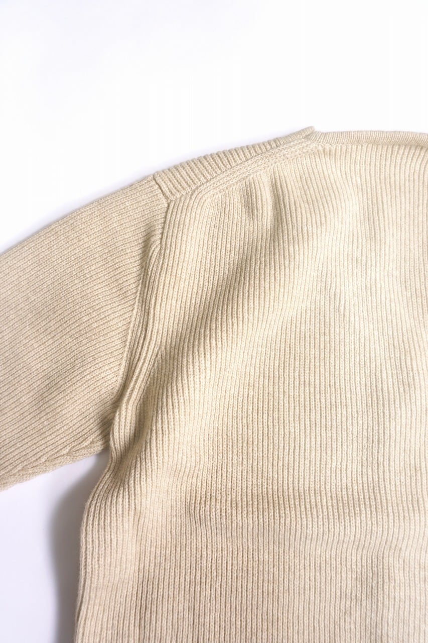 Hand Framed V-Neck C/D