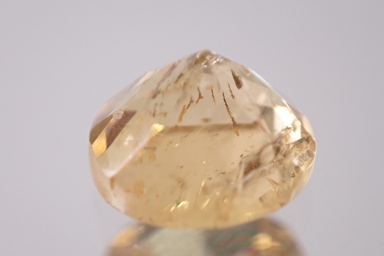 インペリアルトパーズ　0.99ct　[E10-15]