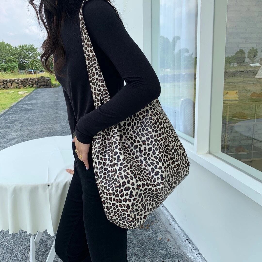 レオパードトートバッグ