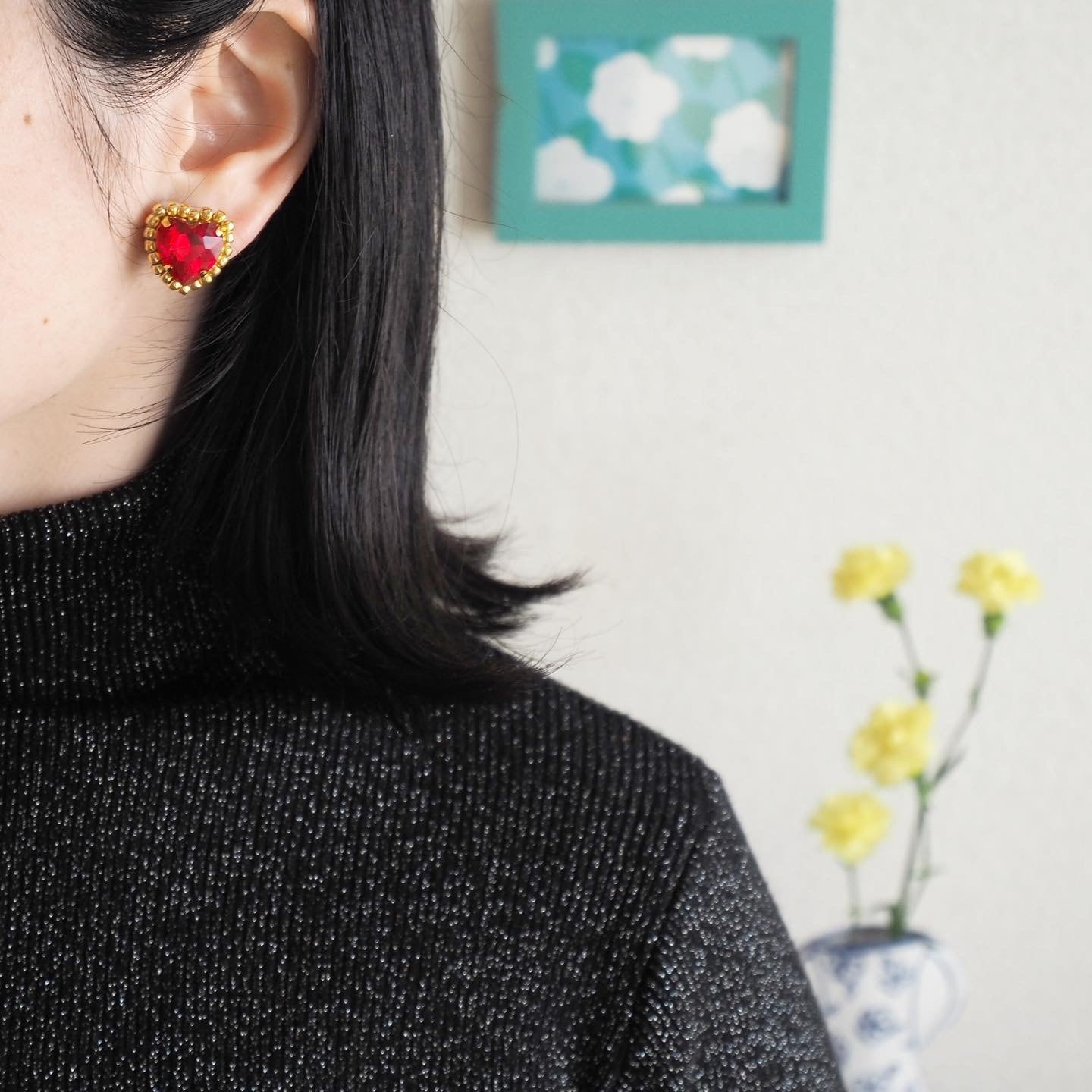 ハートのビジューピアス/ピアス（レッド） | Lanka helmi ✴︎ レトロ