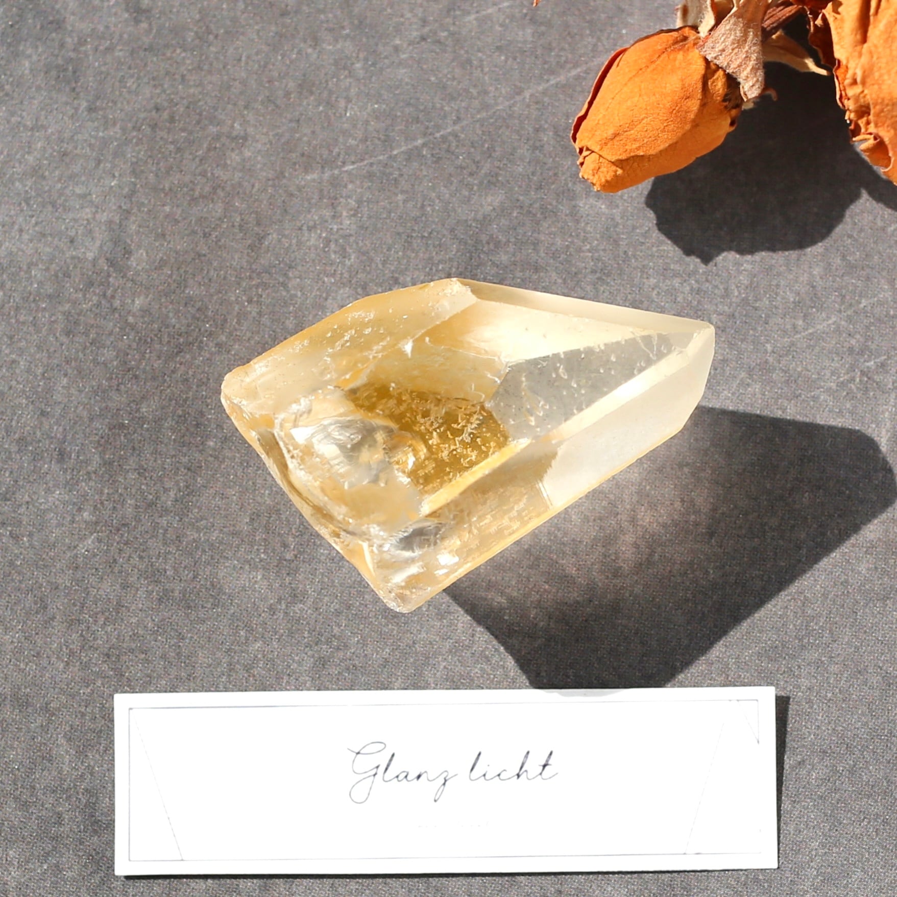 ゴールデンヒーラー クォーツ 原石 水晶 鉱物 希少石 天然石 ゴールデンヒーラー クォーツ 原石 水晶 鉱物 希少石 天然石 | glanz licht