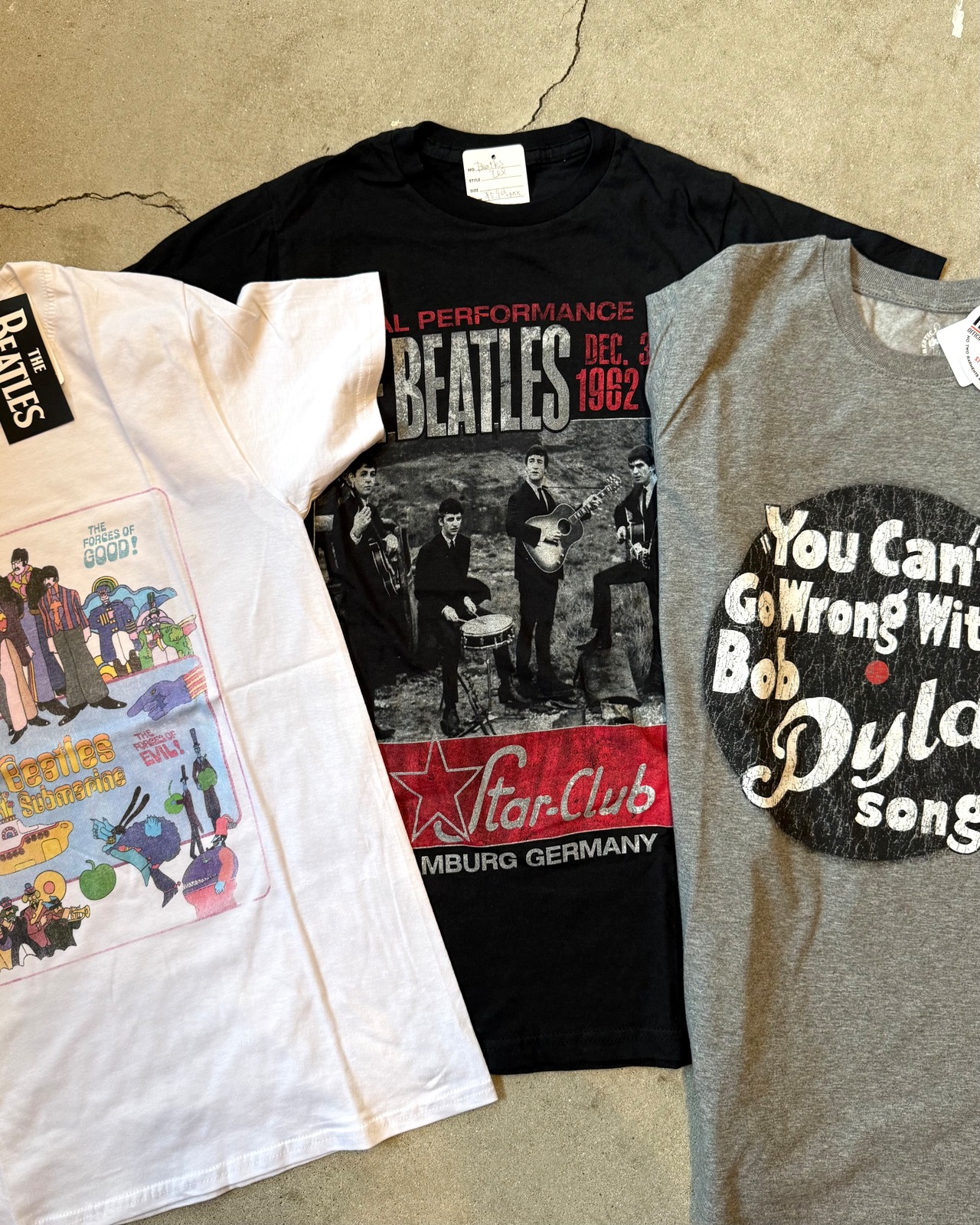 【IMPORT UNISEX】BEATLES TEE YELLOW SUBMARINE