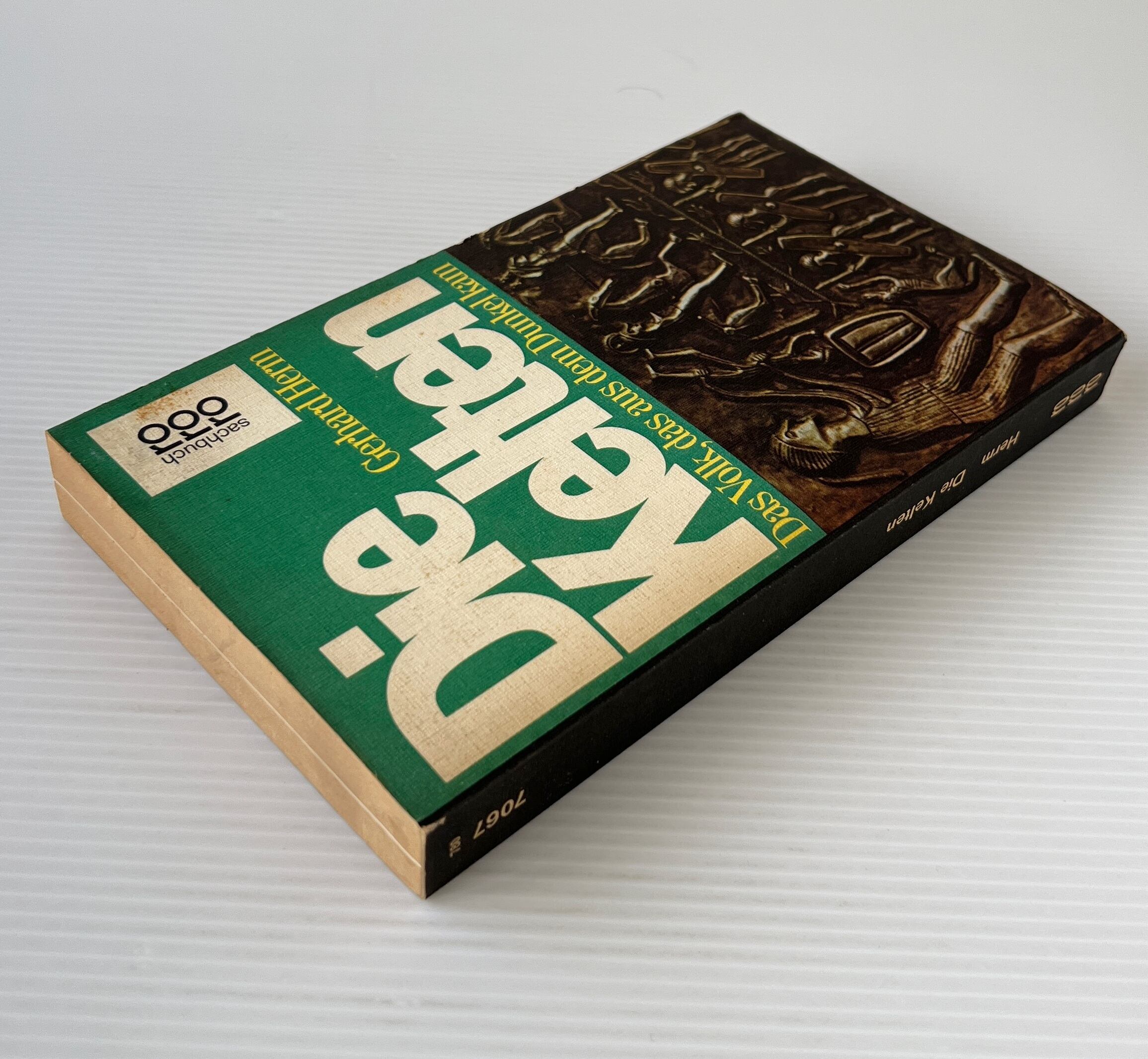 Die Kelten: Das Volk, das aus dem Dunkel kam <rororo sachbuch> ケルト人 / Gerhard Herm ゲルハルト・ヘルム / Rowohlt