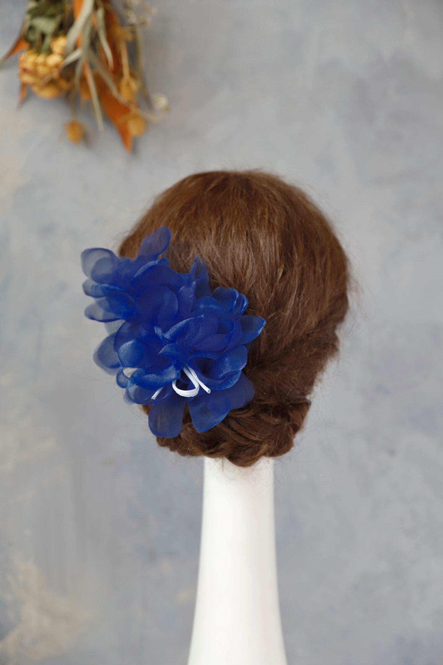 サテンフラワーヘッドクリップ ブルー チュール 袴 卒業 振袖 成人式 卒業式 袴 ウェディング ヘッドドレス ヘアパーツ