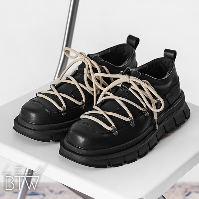 【韓国メンズファッション】バイカラーレースアップレザーシューズ カジュアル クール ブラック 厚底 革靴 BW2401