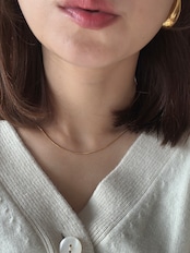 マグネットスネークチェーンネックレス