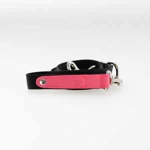 vibram leash -pink