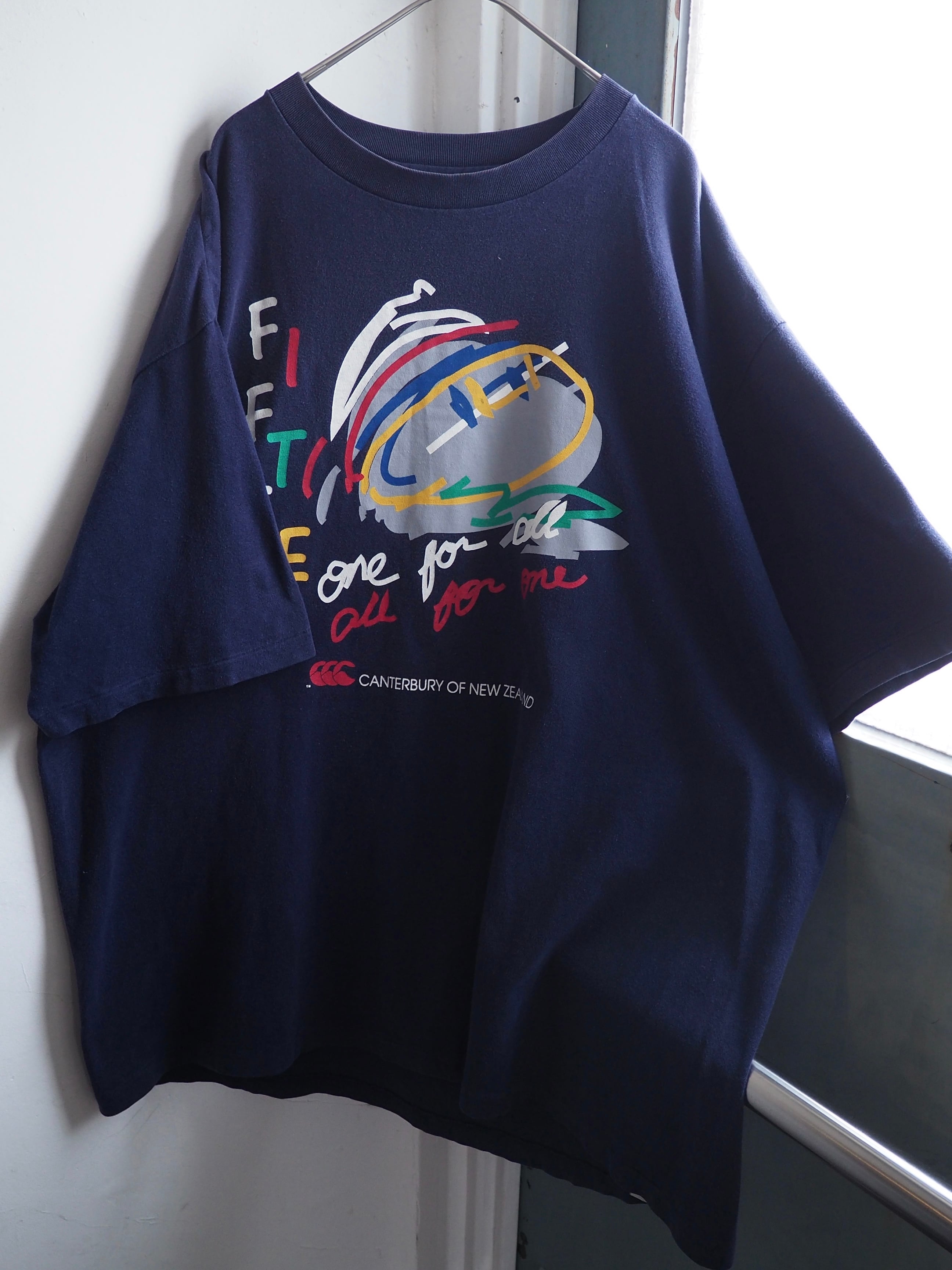 1990s ” CANTERBURY of New Zealand ” graphic printed vintage loose SS Tee