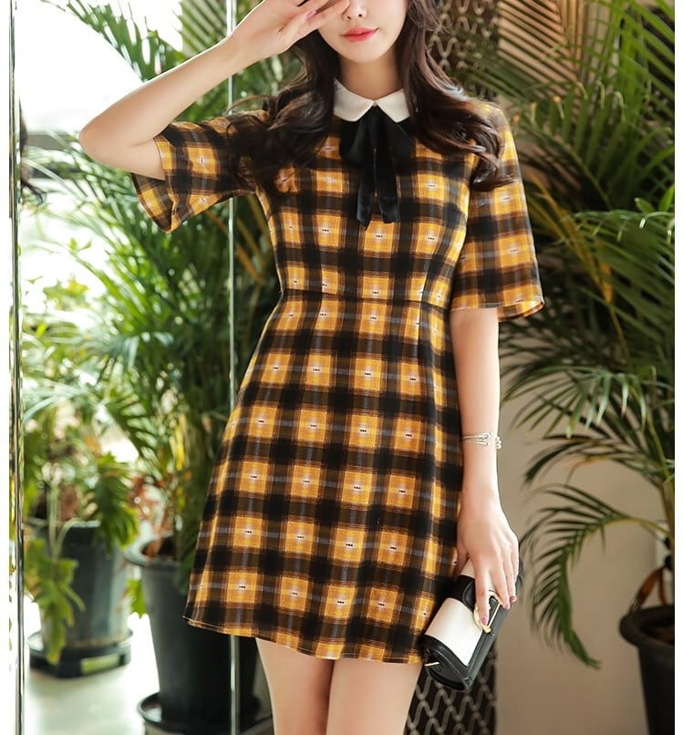 GANNIのイエロー＆ブラックのチェック柄ミニワンピース 在庫わずか】【お早めに】リボン 丸襟 チェック 半袖 ワンピース 黄色