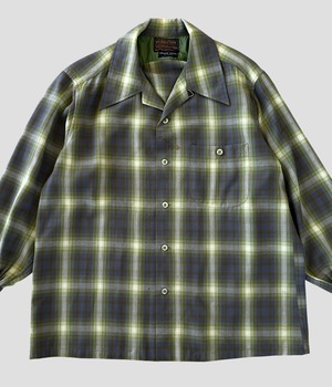 -PENDLETON- Vintage 70s L Wool Check Shirt made in USA