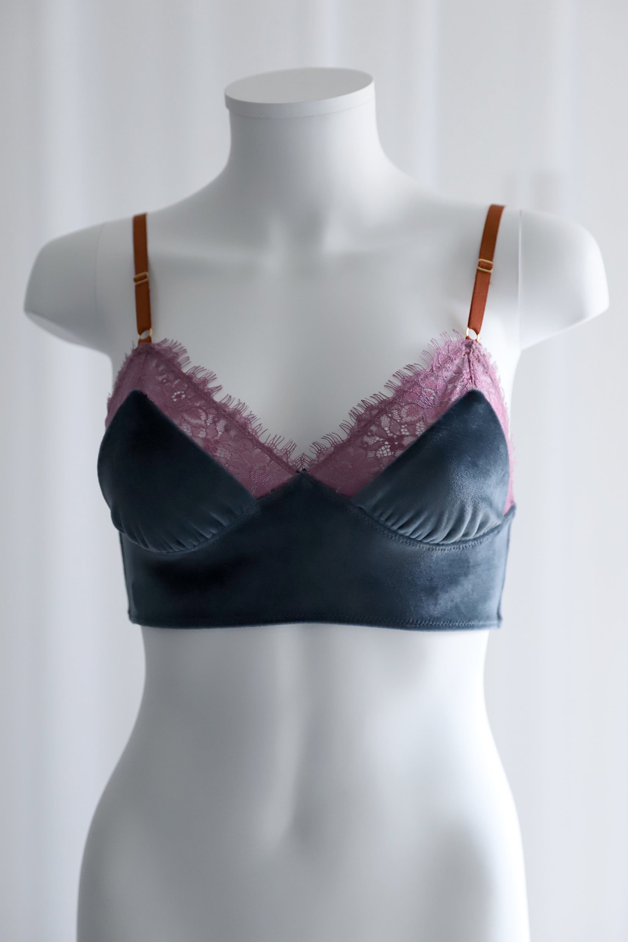 ベロアレース・ビスチェブラレット | GEMINItale