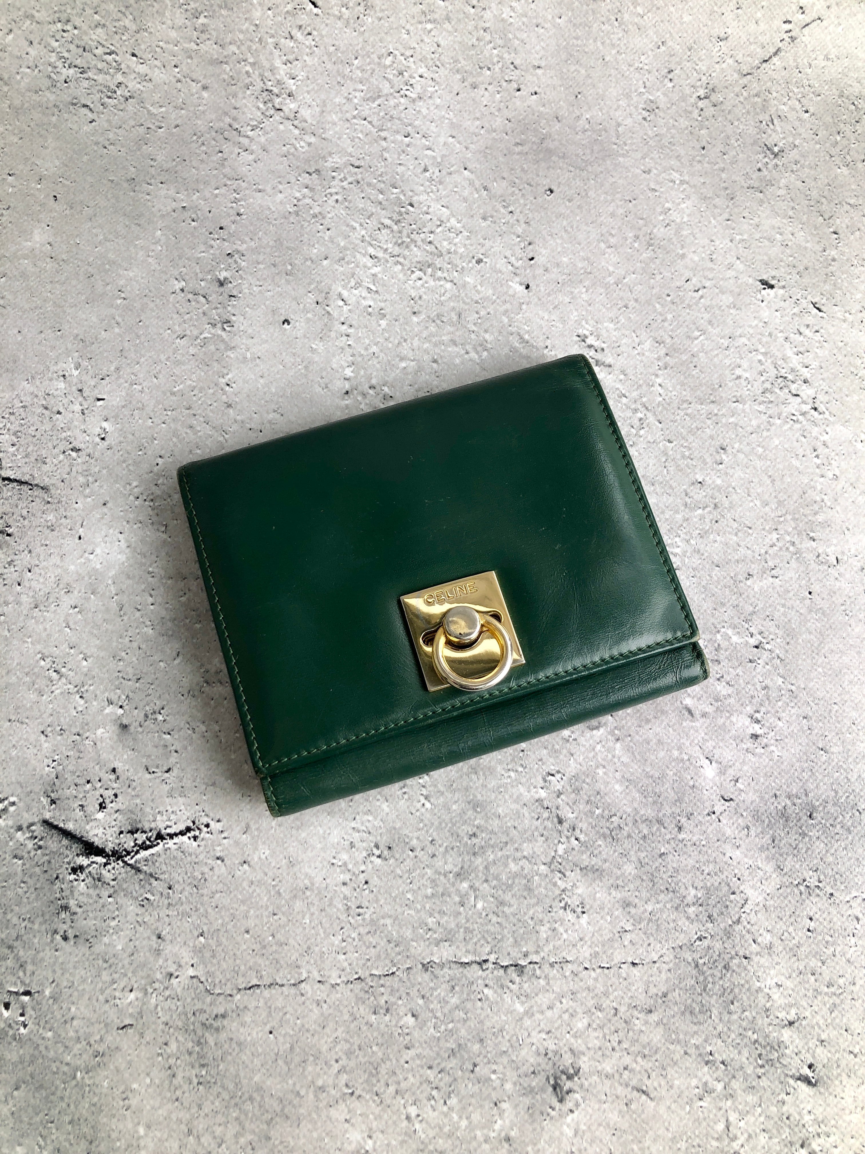 CELINE セリーヌ 財布 グリーン ガンチーニ レザー 三つ折り CELINE セリーヌ 財布 グリーン ガンチーニ レザー 三つ折り