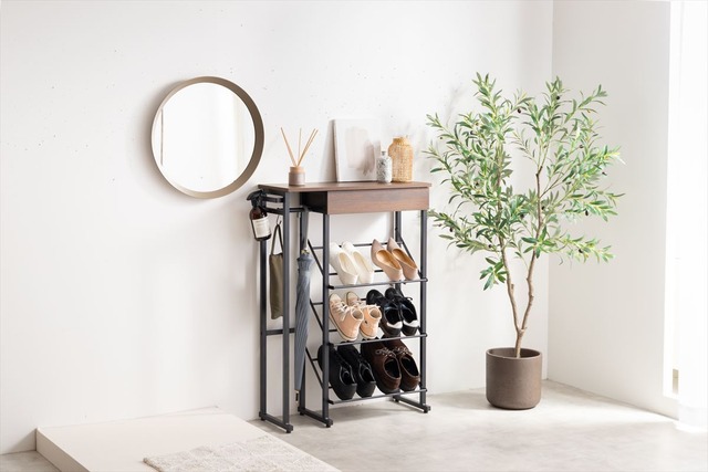 玄関収納を一つにまとめた傘立て・引き出し付きシューズラック