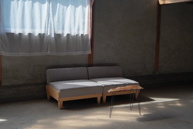 カットした欅のローテーブル（高さ・カラー変更無料）