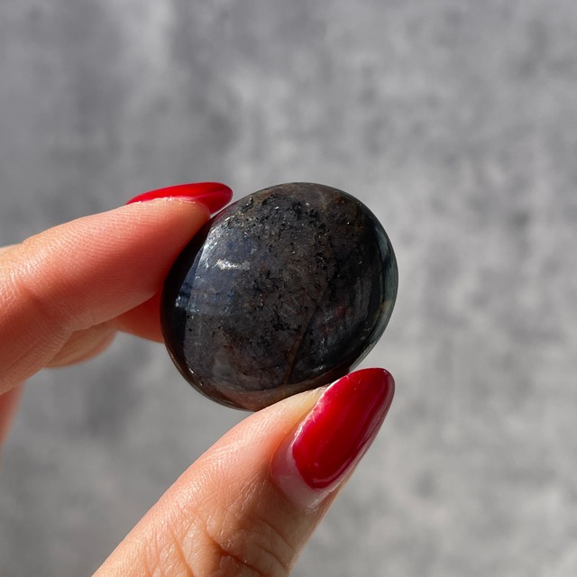 【インド産 スターサファイア】タンブル ② 鉱物 天然石 パワーストーン