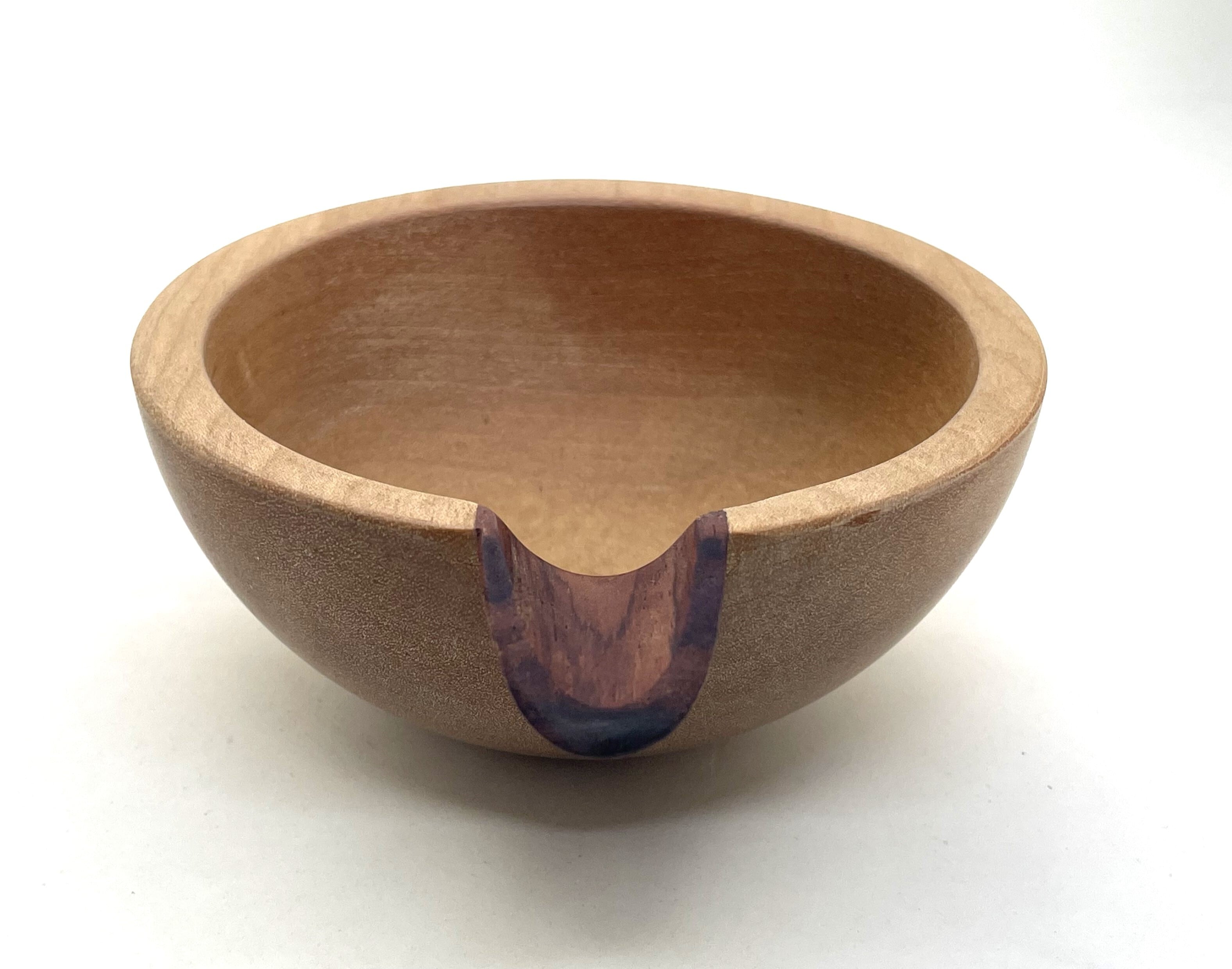 銅板装飾　円形木製座卓　　南米コスタリカ K-5)片口（酒器） | Kyoto Wood Art foom
